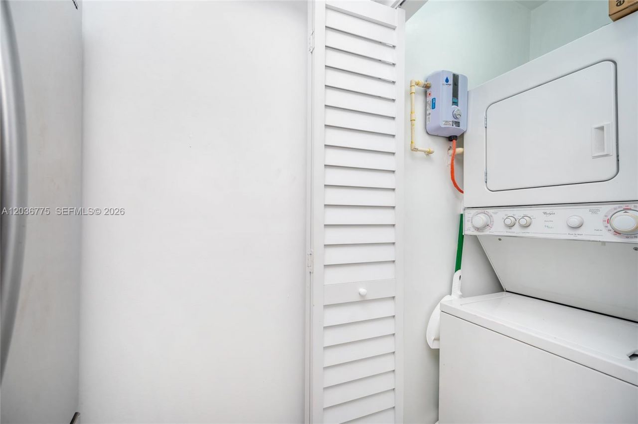 3016 NW 22nd Ct , Unit 3018, Miami, FL 33142 Photo