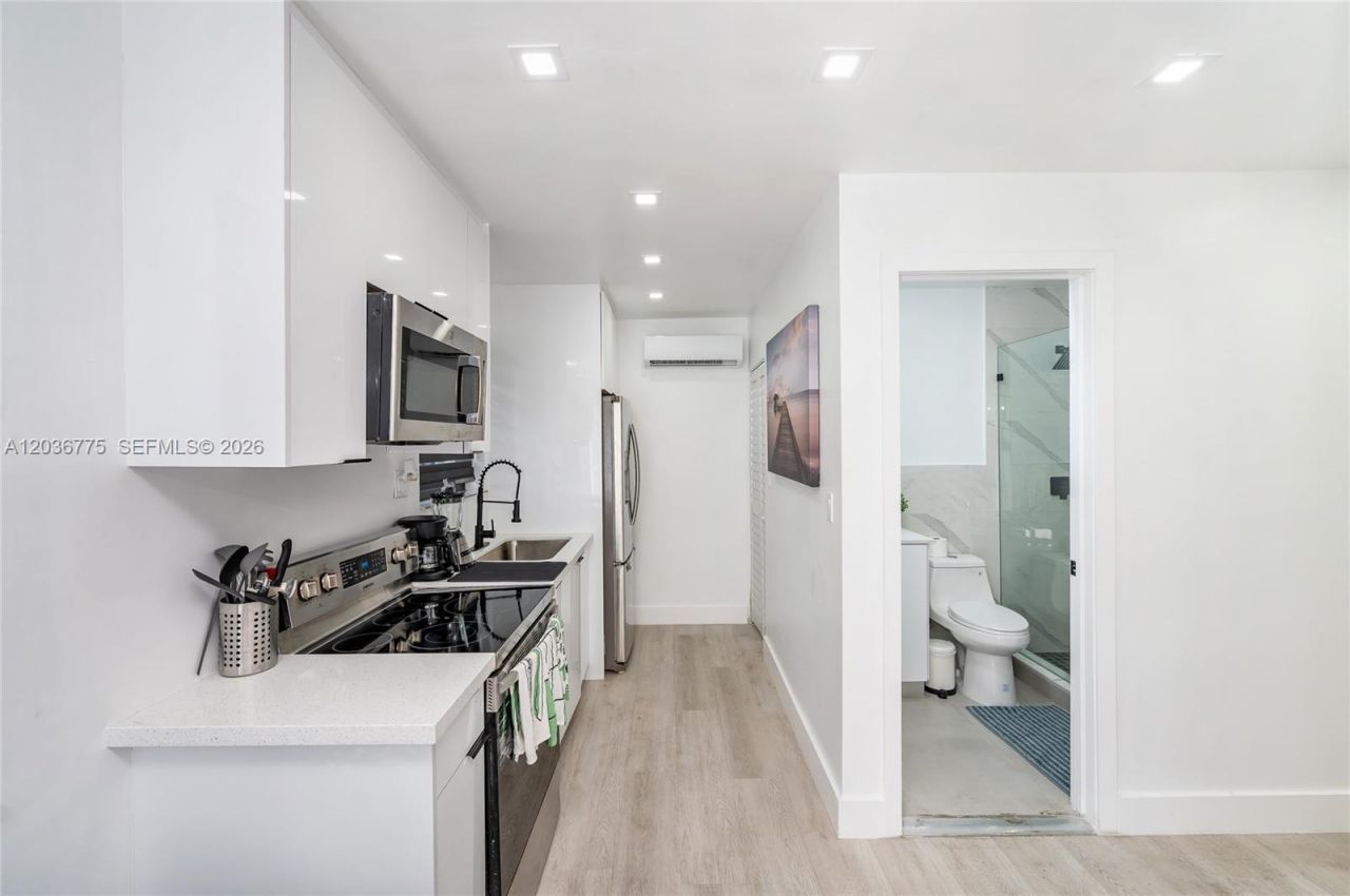 3016 NW 22nd Ct , Unit 3018, Miami, FL 33142 Photo
