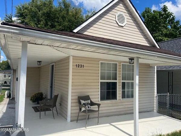 1231 Callaway Street, Knoxville, TN 37921
