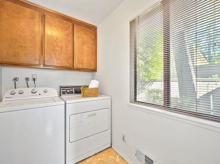 11 Park Sierra Ln, Sacramento, CA 95864 Photo