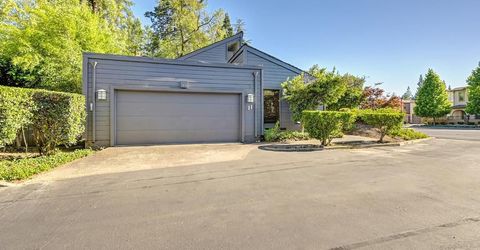 11 Park Sierra Ln, Sacramento, CA 95864 Photo
