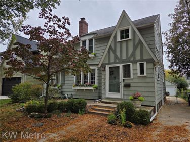1823 W Houstonia Avenue, Royal Oak, Mi 48073