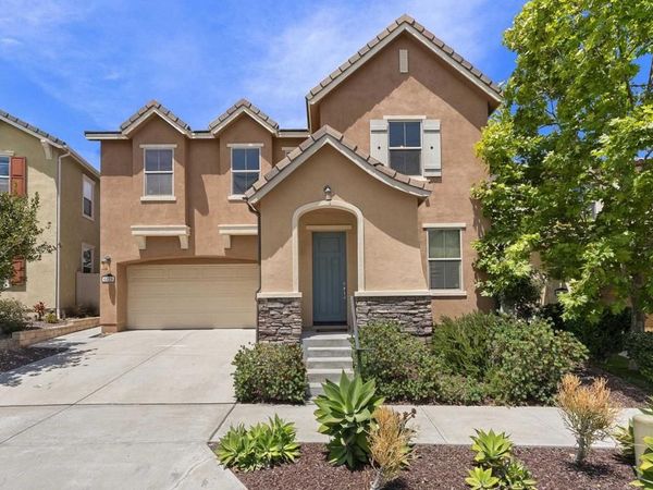 6820 Lopez Cayon Way, San Diego, CA 92126