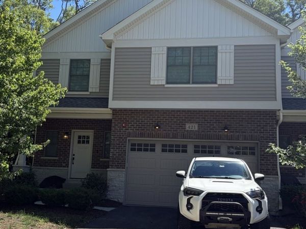 421 Pierce Road , Itasca, IL 60143