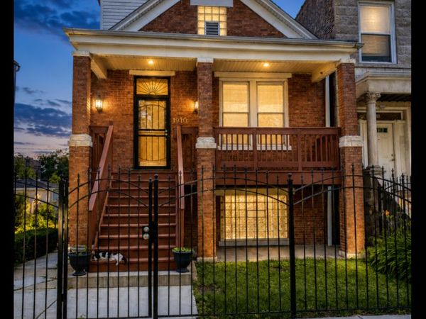 1910 S Troy Street , Chicago, IL 60623