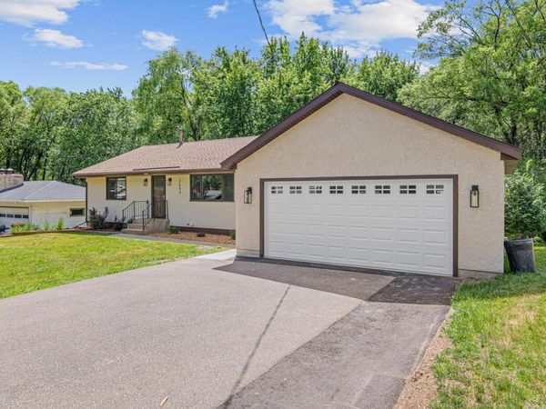 2593 Germain Street N, Maplewood, MN 55109