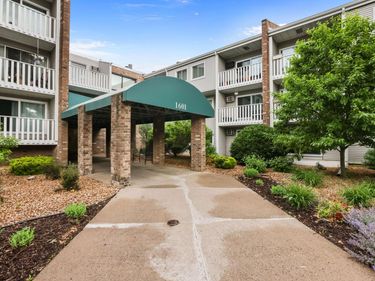 1601 N Innsbruck Drive , Unit 155, Fridley, MN 55432