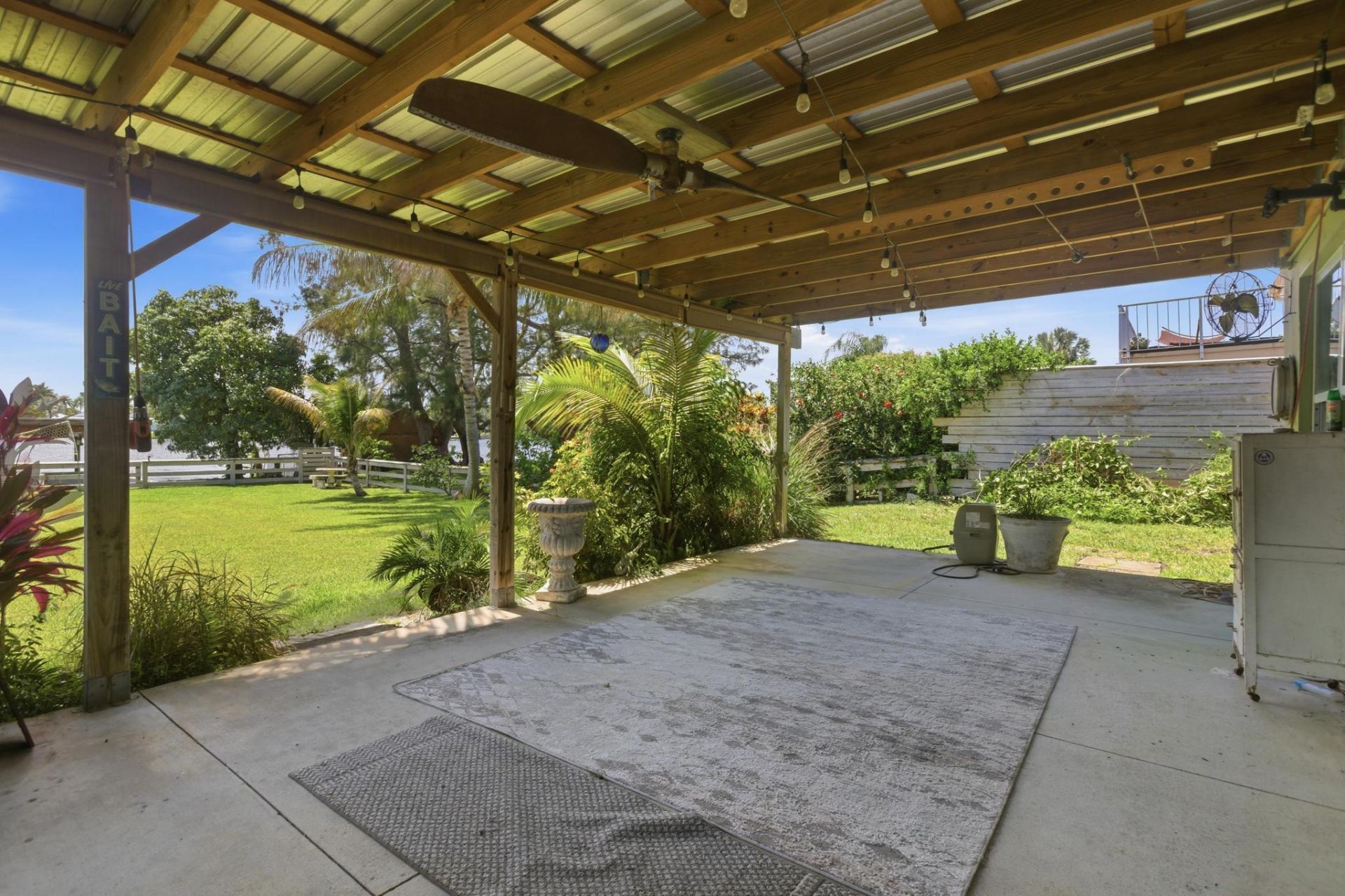 6563 Paul Mar Drive, Lake Worth, FL 33462 Photo