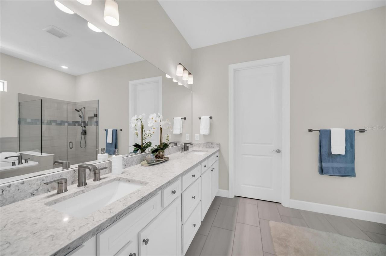 16438 Slate Place, Lakewood Ranch, FL 34211 Photo