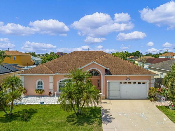 323 ALEGRIANO COURT , KISSIMMEE, FL 34758