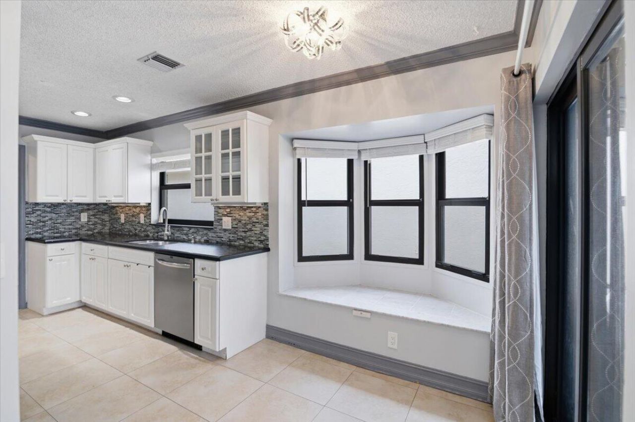 21583 Villa Nova Drive, Boca Raton, FL 33433 Photo