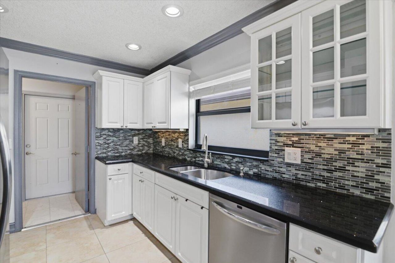 21583 Villa Nova Drive, Boca Raton, FL 33433 Photo