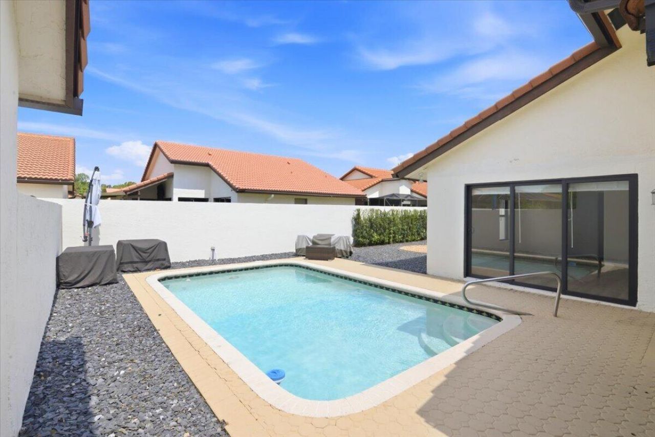 21583 Villa Nova Drive, Boca Raton, FL 33433 Photo
