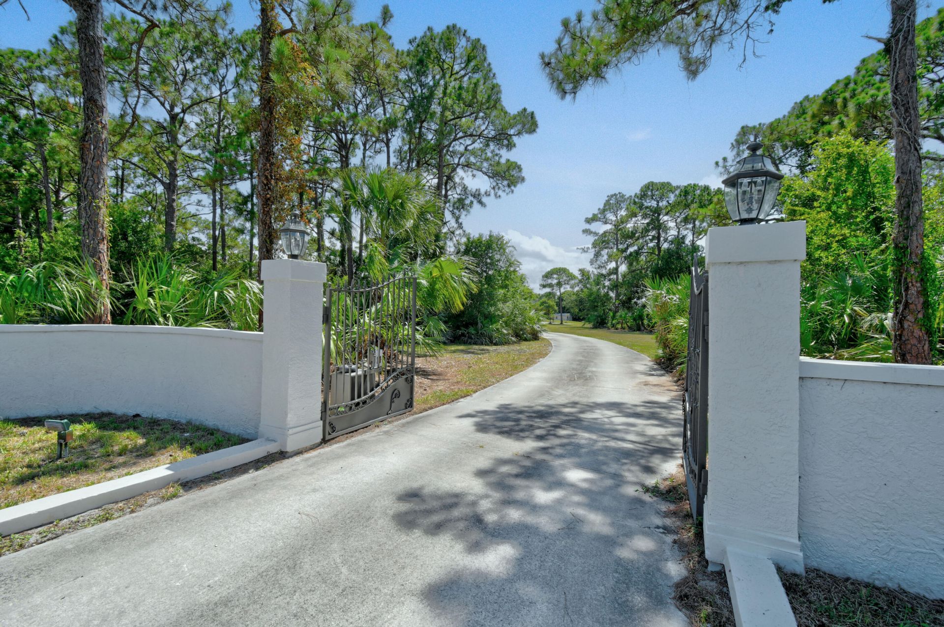 425 N Ffa Road, Fort Pierce, FL 34945 Photo