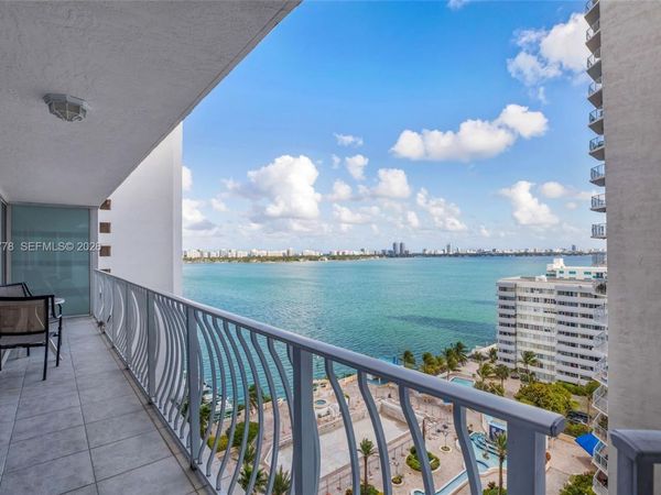 7601 E Treasure Dr , Unit 1924, North Bay Village, FL 33141