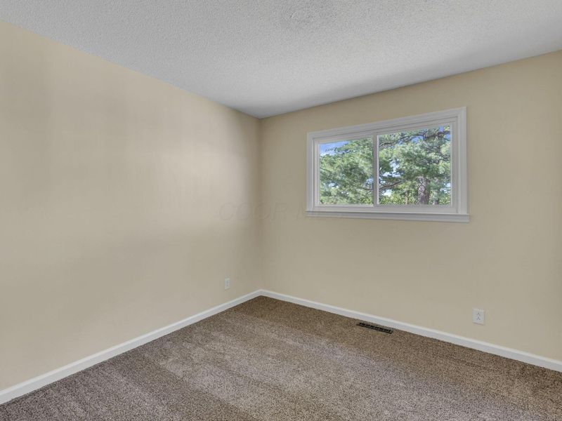 5194 Hacket Drive, Columbus, OH 43232 Photo 23