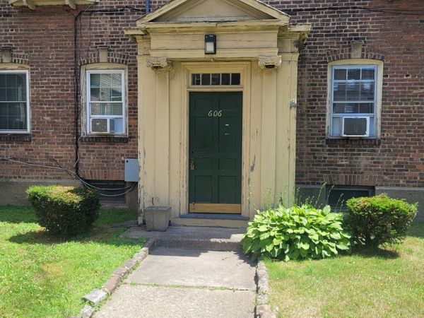 606 Wilmot, Unit 4, Bridgeport, CT 06607