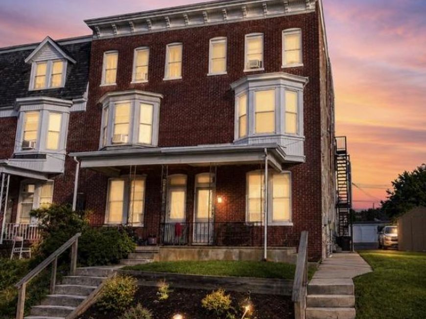 1576 W King Street, York, PA 17404 Main Photo