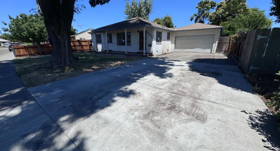 3324 Moon Ave, Stockton, CA 95204 Photo