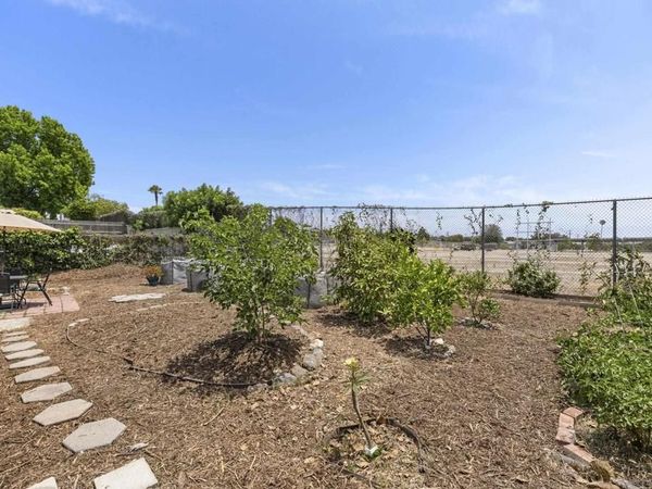 7475 Salizar, San Diego, CA 92111