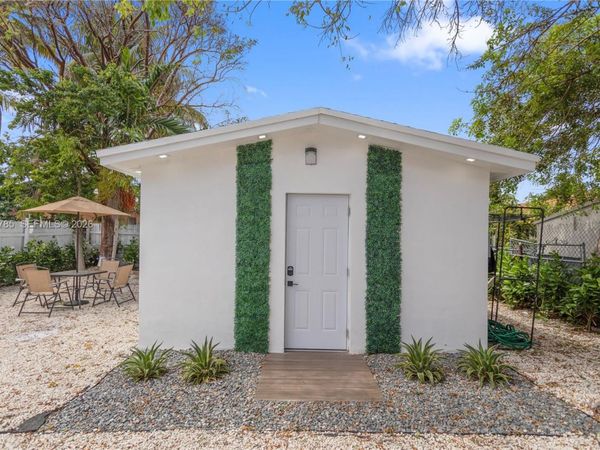 3016 NW 22nd Ct , Unit 3020, Miami, FL 33142