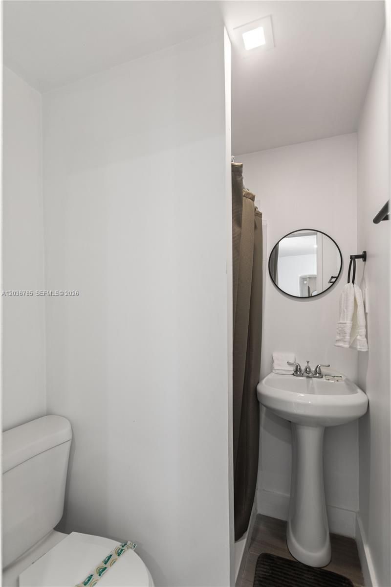 3016 NW 22nd Ct , Unit 3020, Miami, FL 33142 Photo