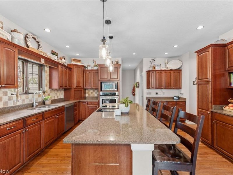 1 Cayuse Trail, Malvern, OH 44644 Photo 10