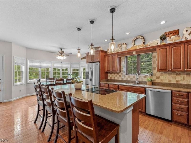 1 Cayuse Trail, Malvern, OH 44644 Photo 7
