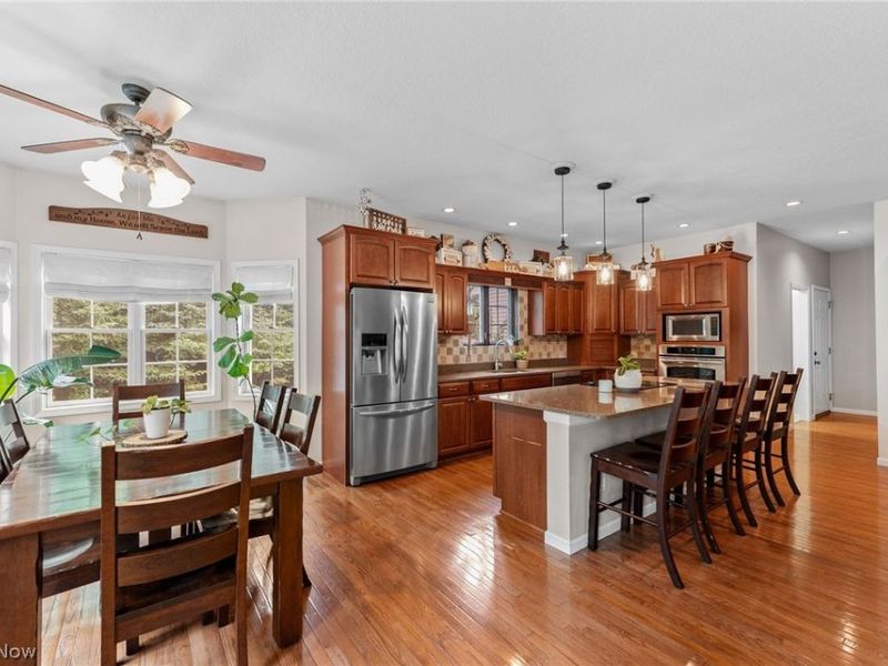 1 Cayuse Trail, Malvern, OH 44644 Photo 8