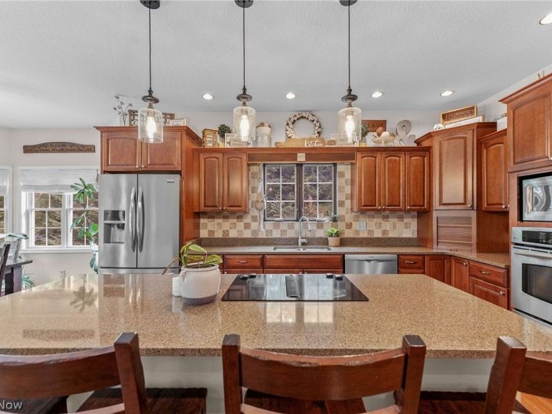 1 Cayuse Trail, Malvern, OH 44644 Photo 9