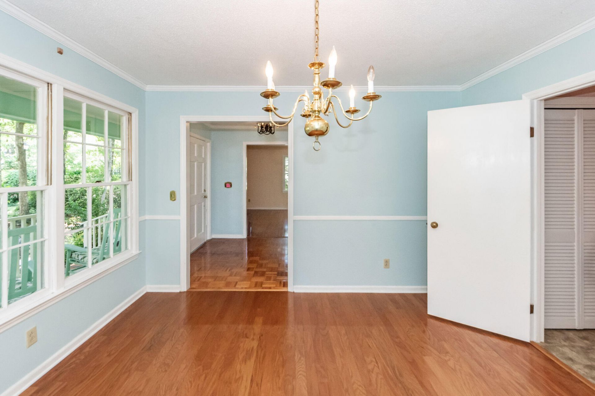 1071 Deleisseline Boulevard Photo 11