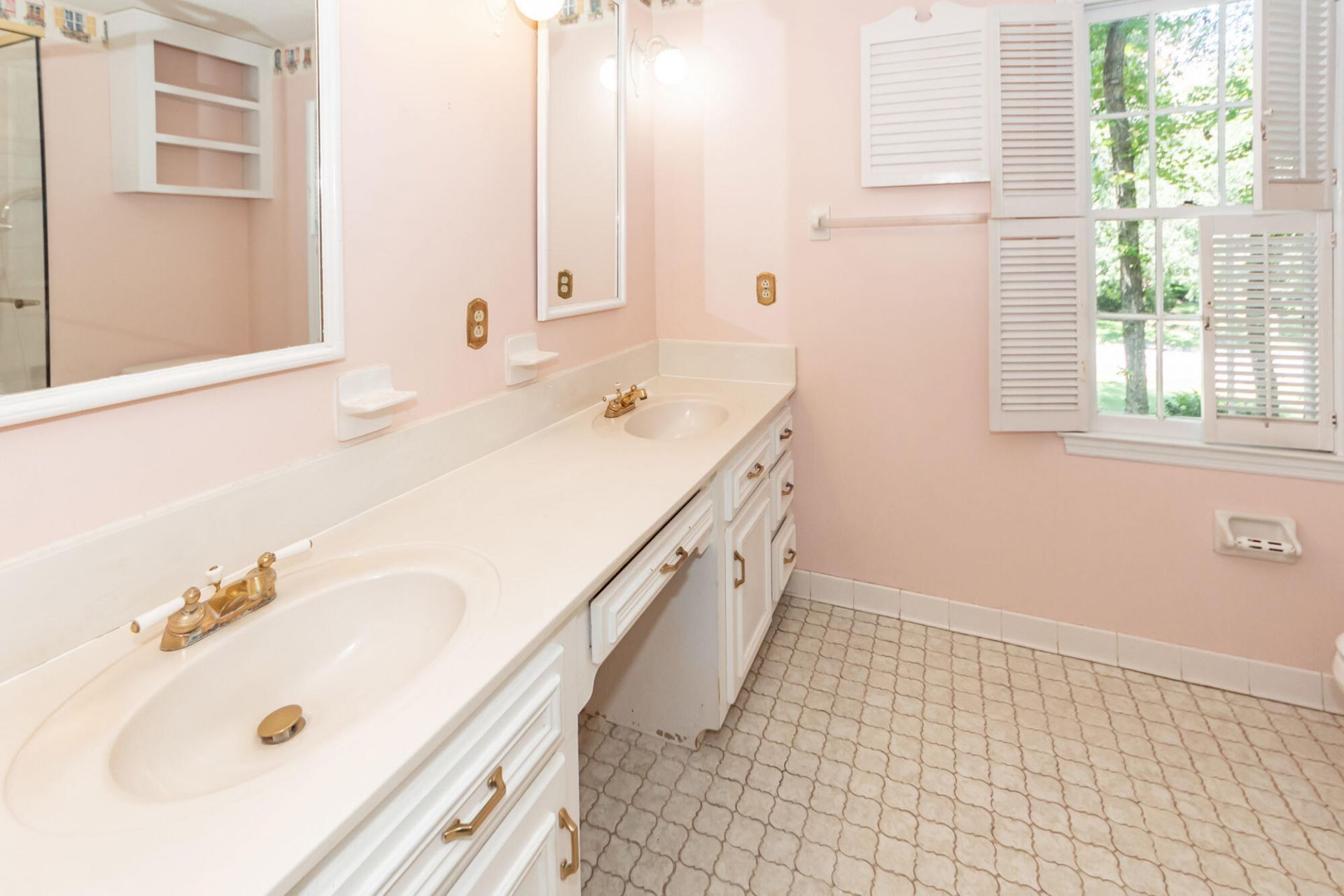 1071 Deleisseline Boulevard Photo 36