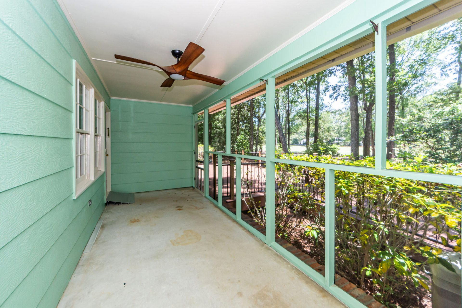 1071 Deleisseline Boulevard Photo 50