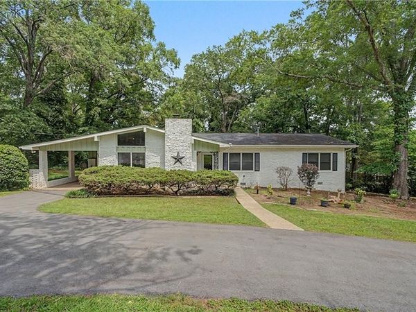 6 Virginia Circle , Cedartown, GA 30125