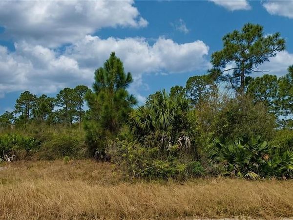 1262 Burbeck ST , FORT MYERS, FL 33913