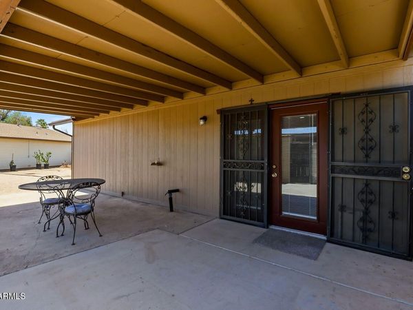13822 N 47th Avenue, Glendale, AZ 85306