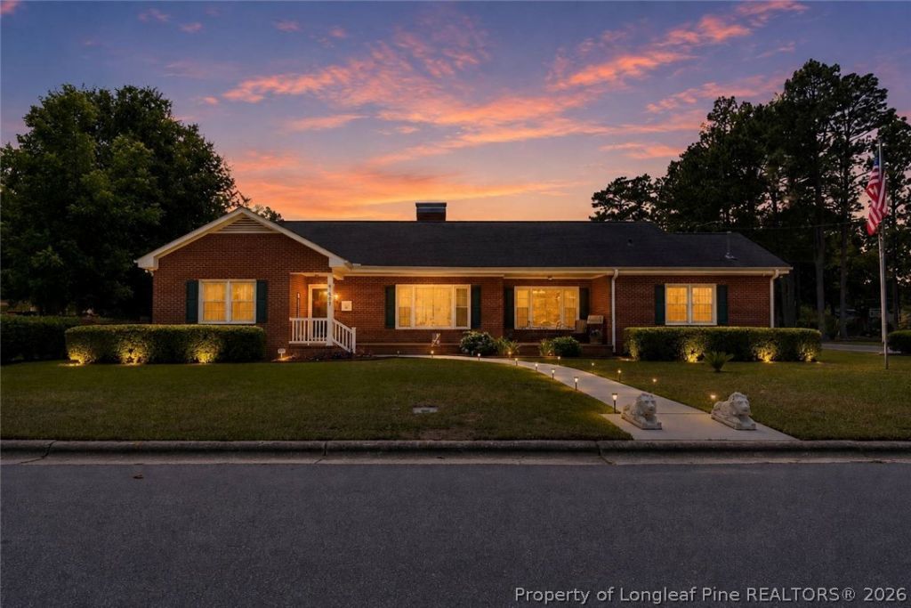 507 W 23rd Street, Lumberton, NC 28358 Main Photo