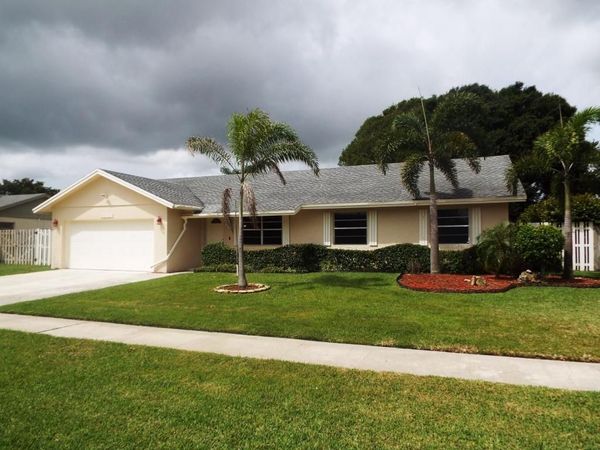 1268 Pinetta Circle, Wellington, FL 33414