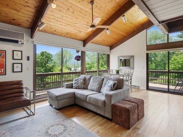 60 Murray Hill Heights Road, Unit 23, Manchester, VT 05255