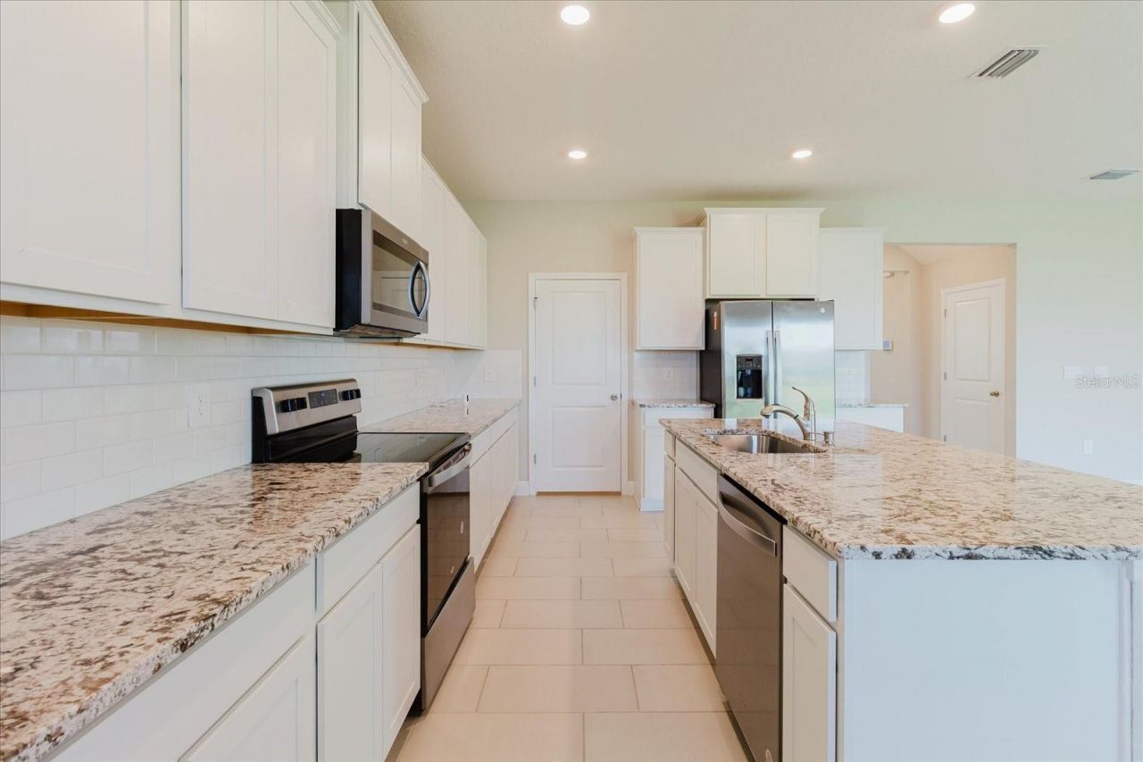16725 Barnwood Place, Bradenton, FL 34211 Photo