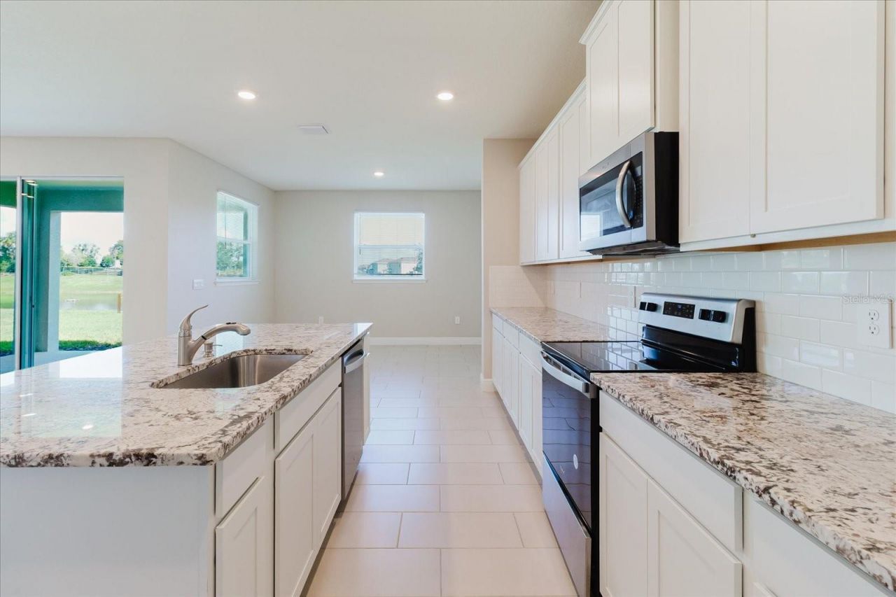 16725 Barnwood Place, Bradenton, FL 34211 Photo