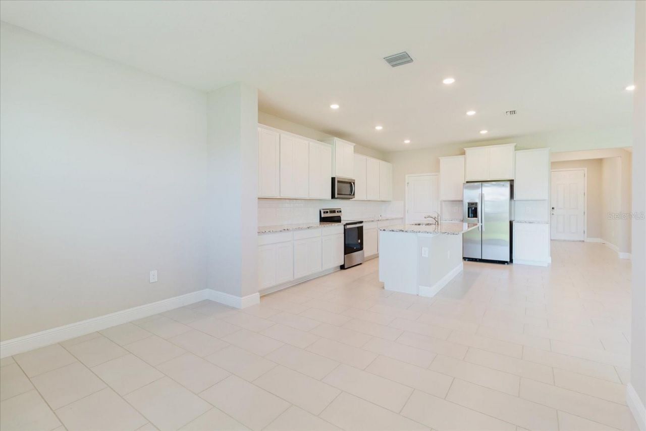 16725 Barnwood Place, Bradenton, FL 34211 Photo