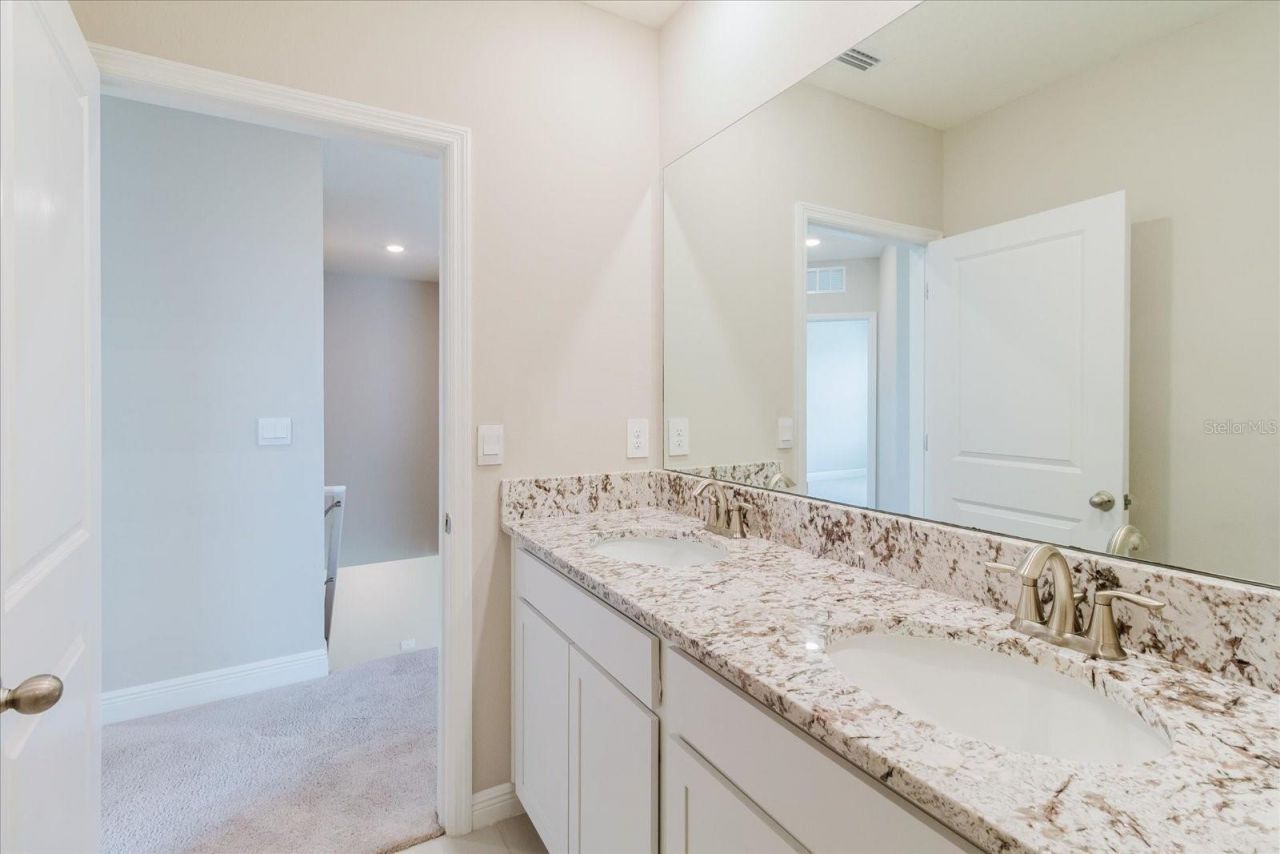16725 Barnwood Place, Bradenton, FL 34211 Photo