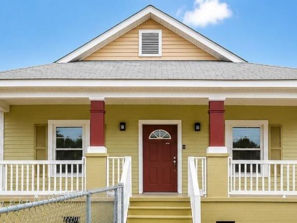 1719 Touro St, New Orleans, LA 70116