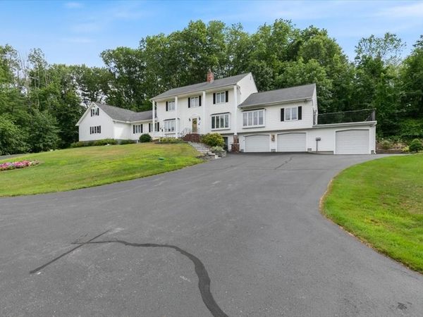 387 Main St., Unit 1, Salem, NH 03079