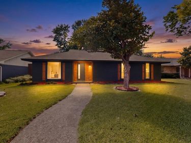 3045 Lockmoor Lane, Dallas, TX 75220