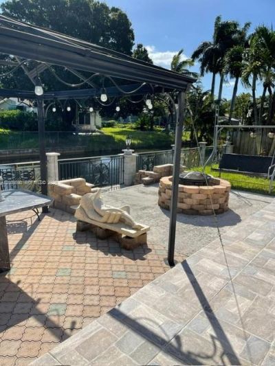 707 SW 3rd Ave, Hallandale Beach, FL 33009 Photo