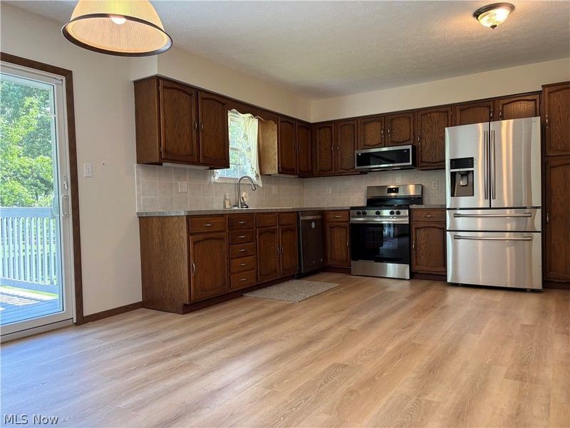 4491 Merlin Drive, Uniontown, OH 44685 Photo 13