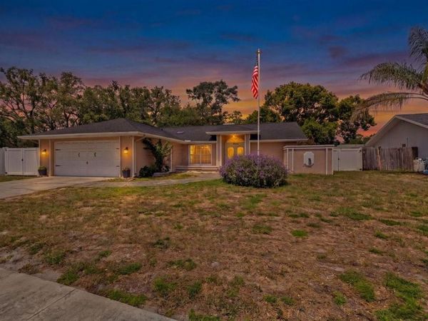 1279 DELTONA BOULEVARD, SPRING HILL, FL 34606