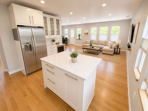 576 Lagrange Street, Unit 576, Boston, MA 02132